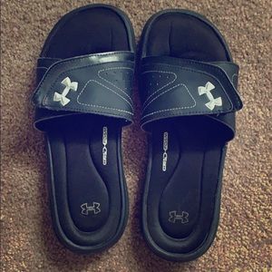 Under armor slides that were only worn once.